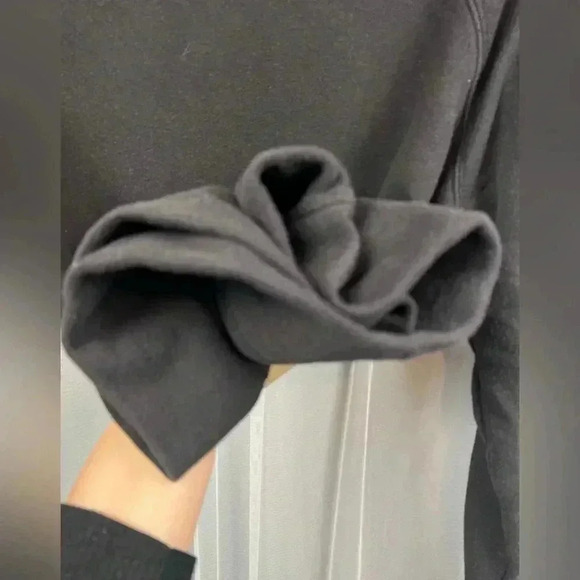 Athleta Basic Black Crew Neck Sweatshirt Cozy Baggy Cotton Blend Women’s Medium - Picture 10 of 12